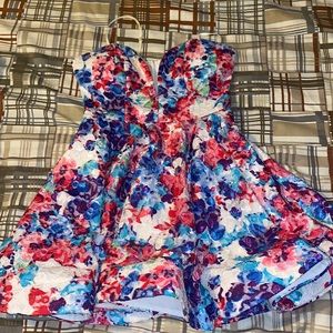 Homecoming/cocktail Floral Dress